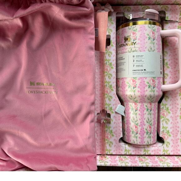 NEW Stanley x LoveShackFancy Flowstate Quencher 40oz Tumbler - Picture 2 of 4